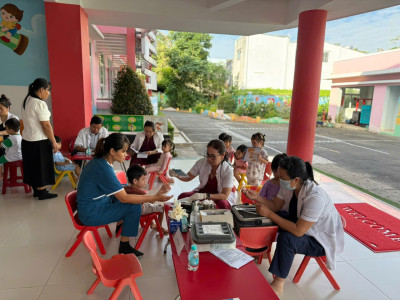 TIÊM CHỦNG MỞ RỘNG BÙ LIỀU CHO TRẺ