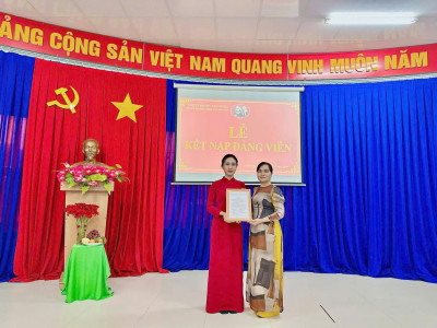 🌺 LỄ KẾT NẠP ĐẢNG VIÊN MỚI TRƯỜNG MẦM NON HOA SEN 🌺