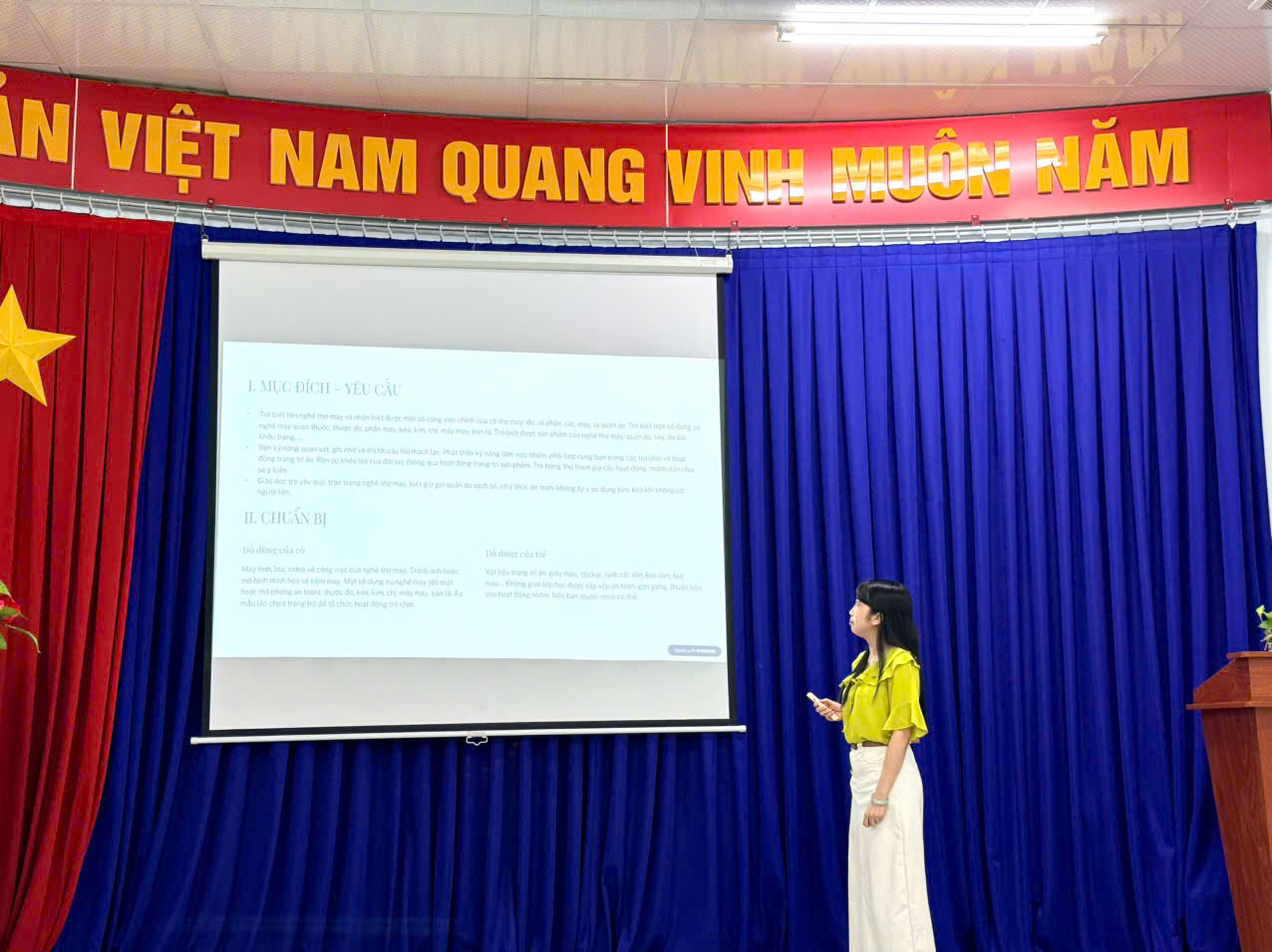 z7501598115268 e8c2b55e39e4868c2480de45b8b59301