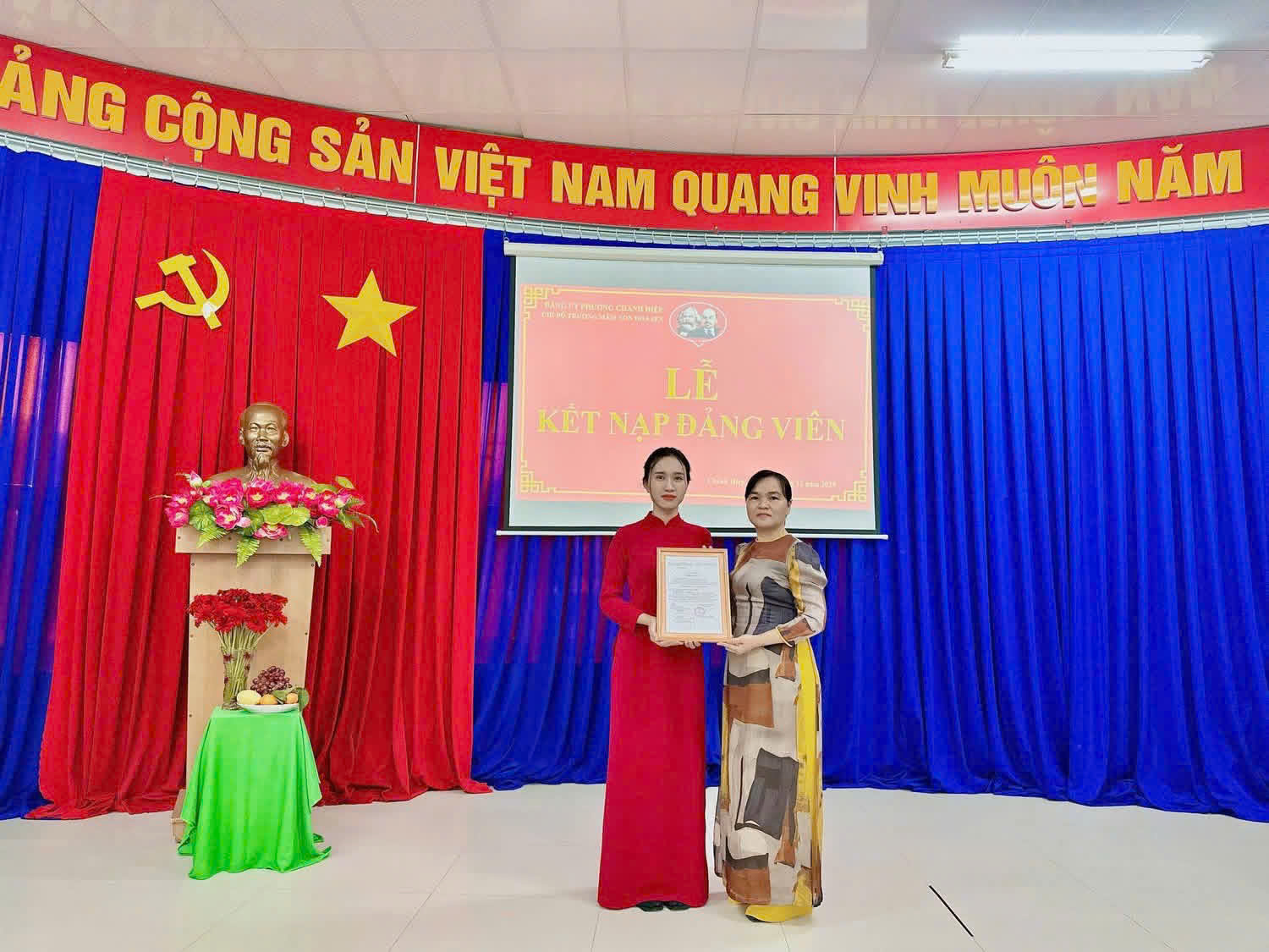 🌺 LỄ KẾT NẠP ĐẢNG VIÊN MỚI TRƯỜNG MẦM NON HOA SEN 🌺